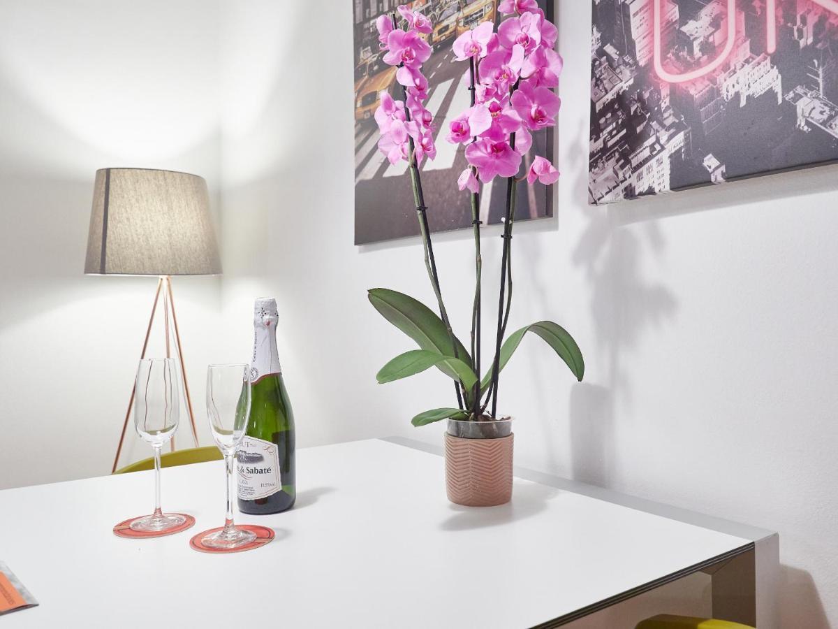 Sant Pau Barcelona Suites Bagian luar foto
